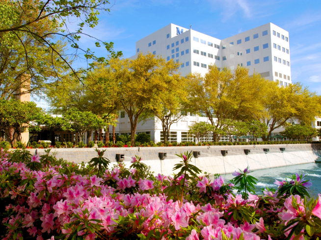 Buildings on the Mayo Clinic campus in Jacksonville, Florida.
